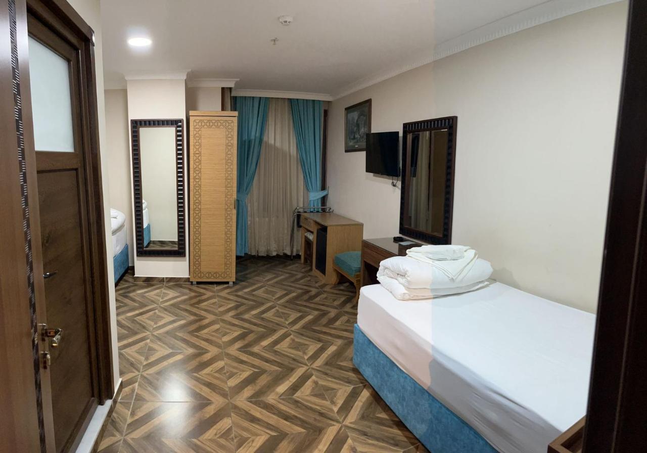 Hotel Ümıt Yenıkapi Istanbul Bagian luar foto