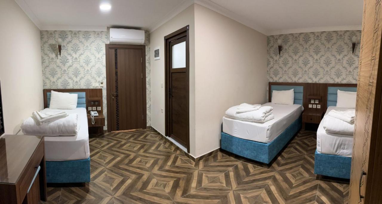 Hotel Ümıt Yenıkapi Istanbul Bagian luar foto