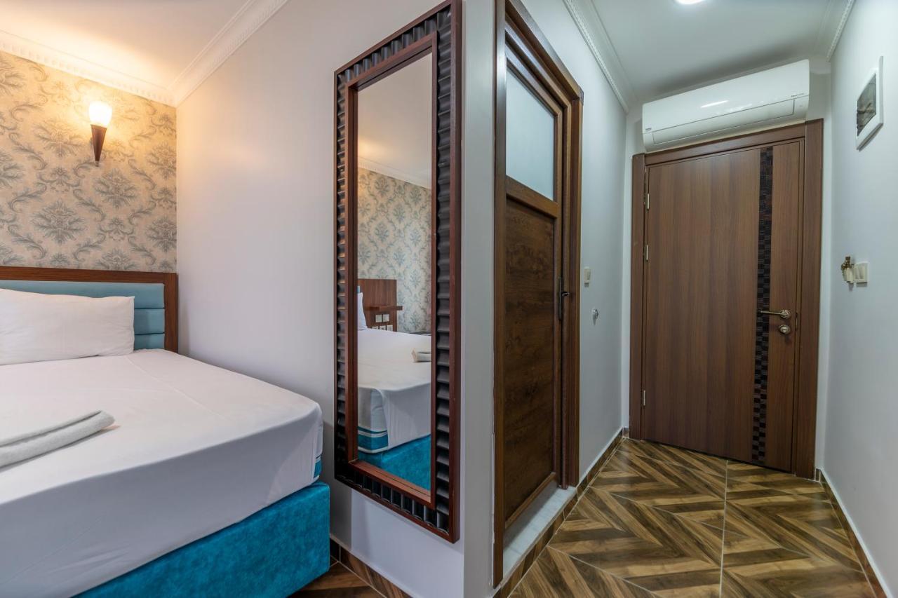 Hotel Ümıt Yenıkapi Istanbul Bagian luar foto