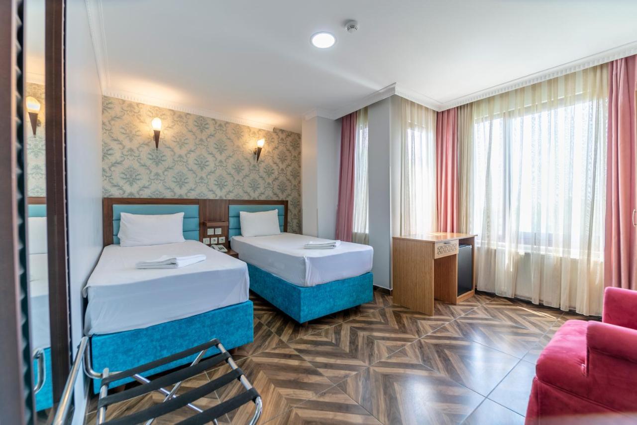 Hotel Ümıt Yenıkapi Istanbul Bagian luar foto