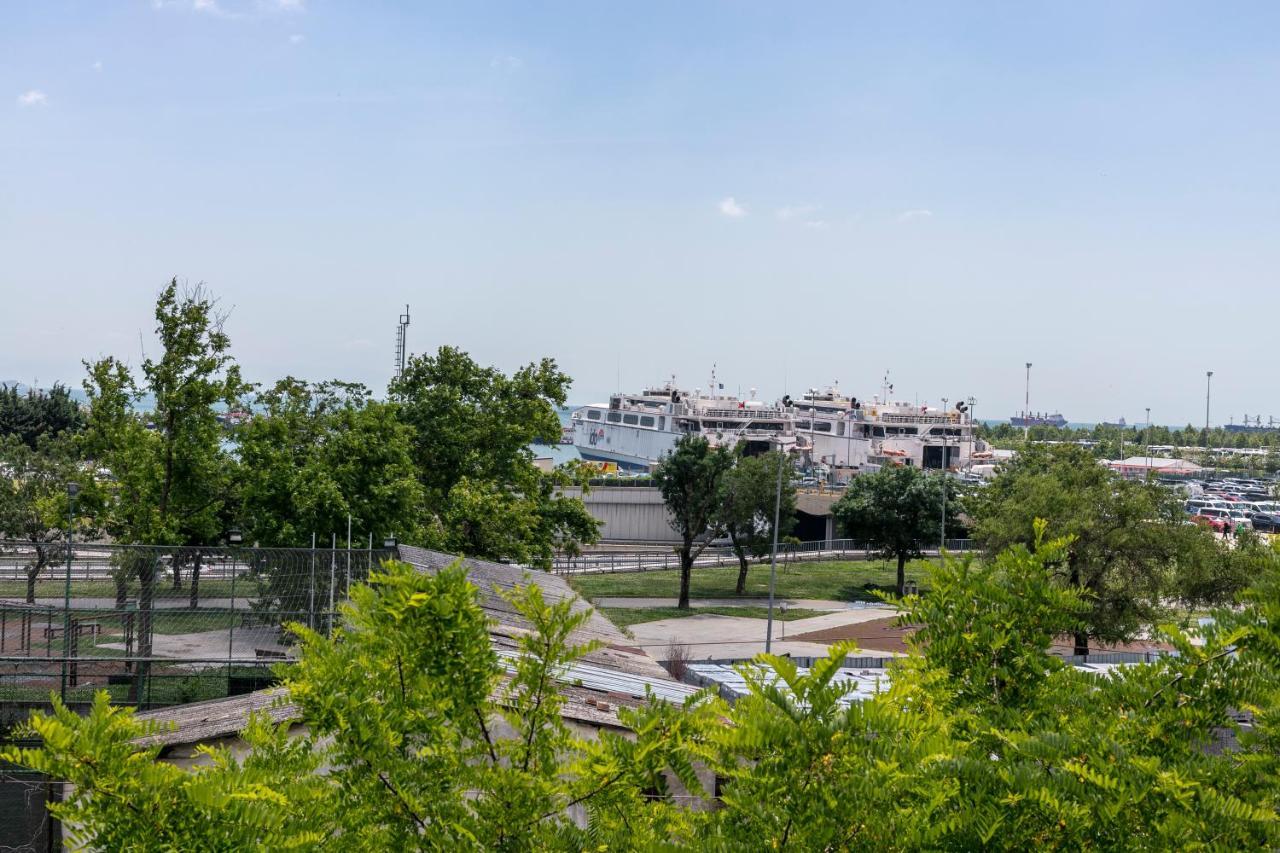Hotel Ümıt Yenıkapi Istanbul Bagian luar foto